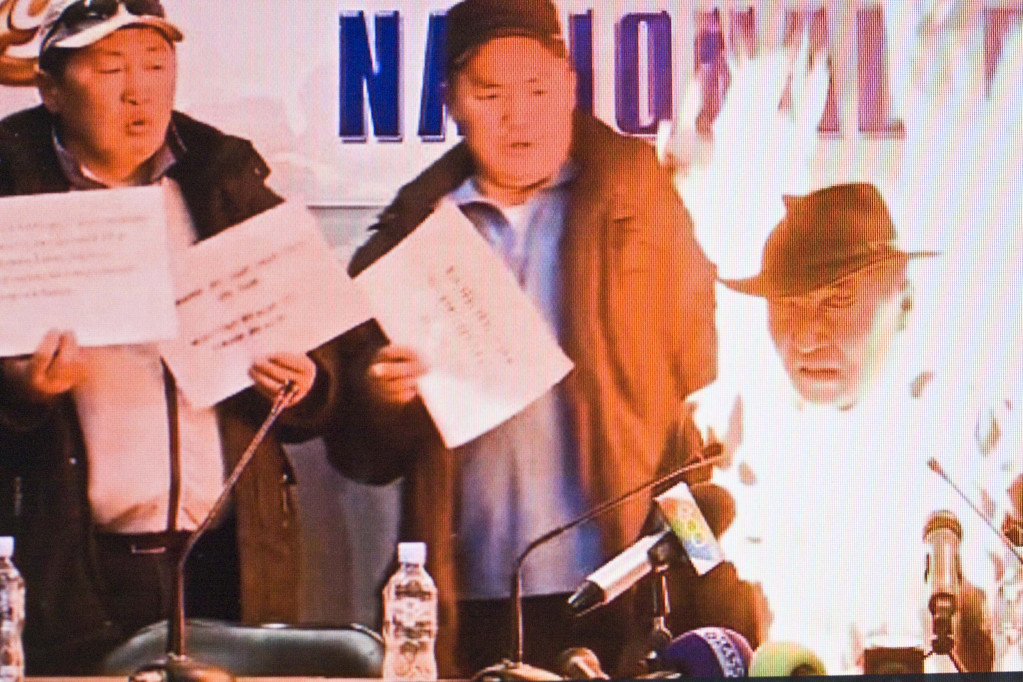 中國兼併蒙古國礦廠 工會領袖自焚病危